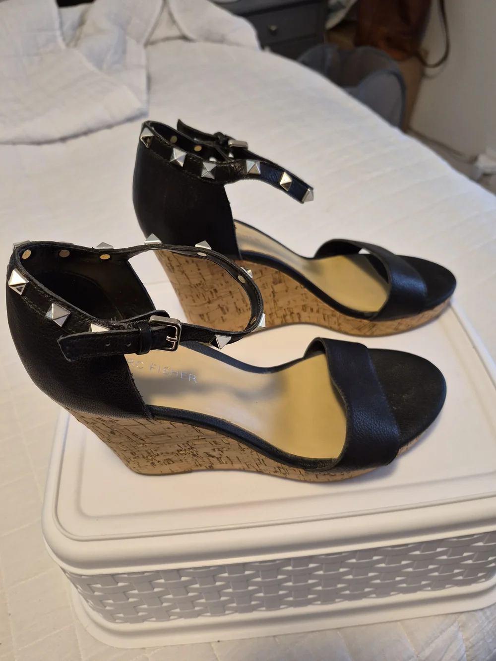Marc Fisher chic wedge